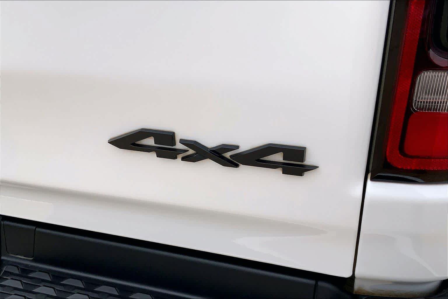 Used 2022 RAM 1500 Laramie AWD/4WD image 10