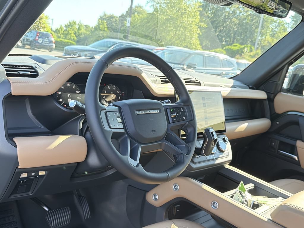 New 2026 Land Rover Defender 110 X-Dynamic SE AWD/4WD image 10