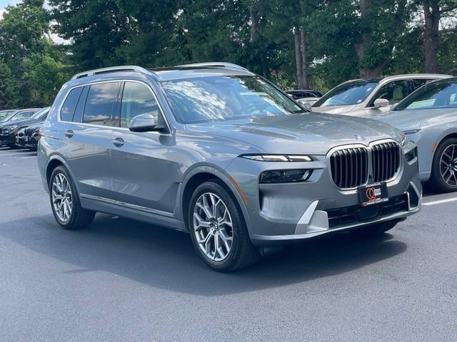Certified 2024 BMW X7 xDrive40i w/ Climate Comfort Package AWD/4WD image 3