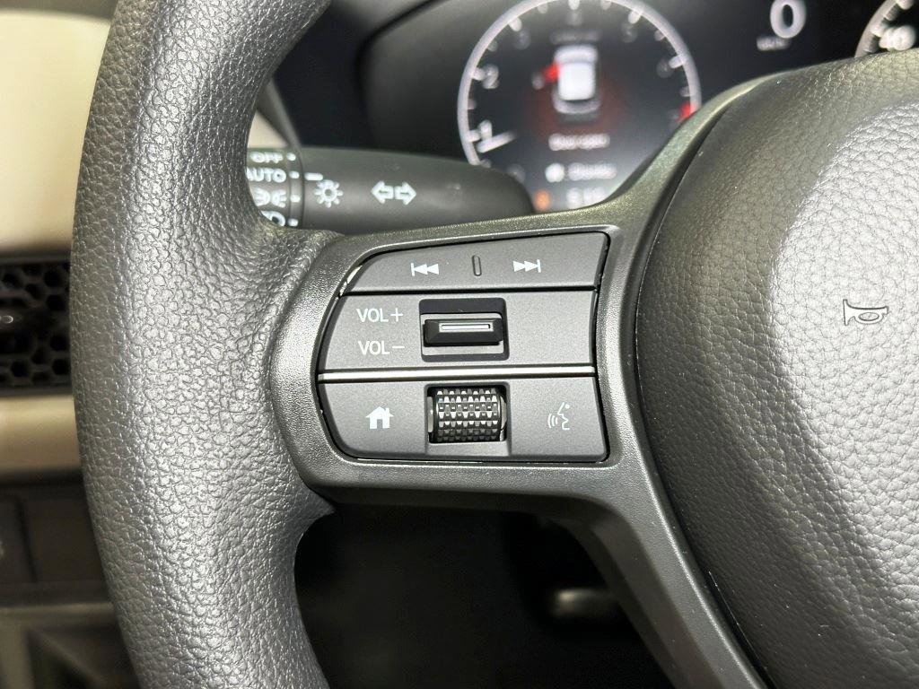 New 2026 Honda HR-V LX image 15