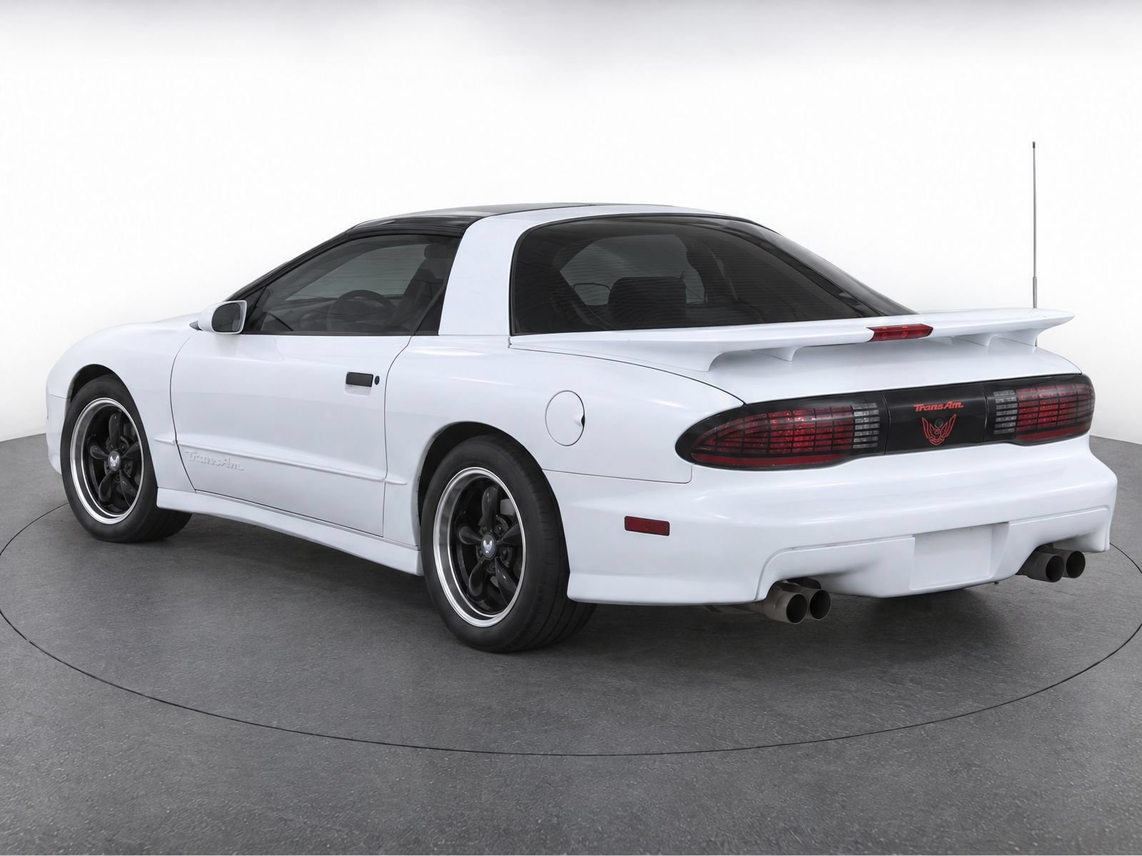 Used 1997 Pontiac Firebird Trans Am RWD image 4