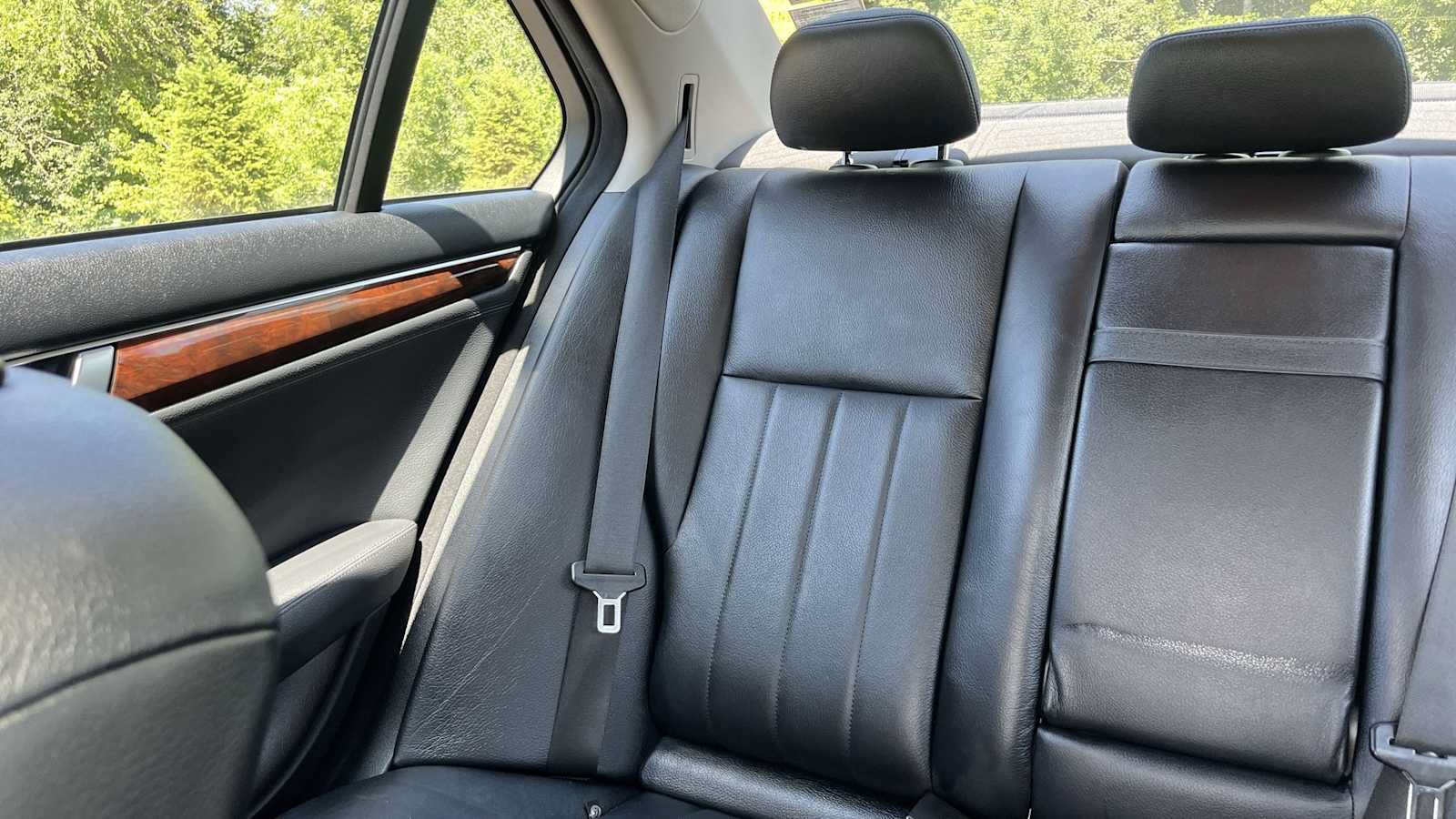 Used 2013 Mercedes-Benz C 300 4MATIC Sedan image 32