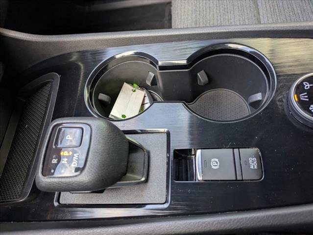 Used 2021 Nissan Rogue SV image 11