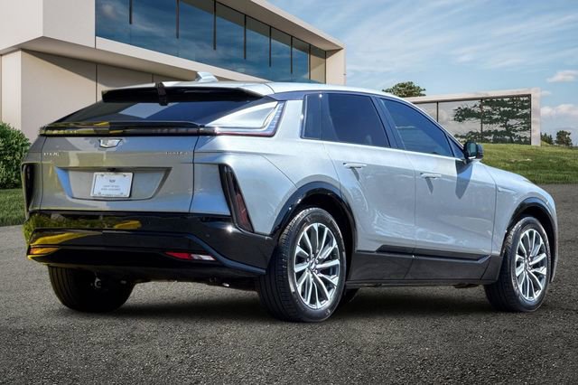 Certified 2024 Cadillac Lyriq Sport AWD/4WD image 4