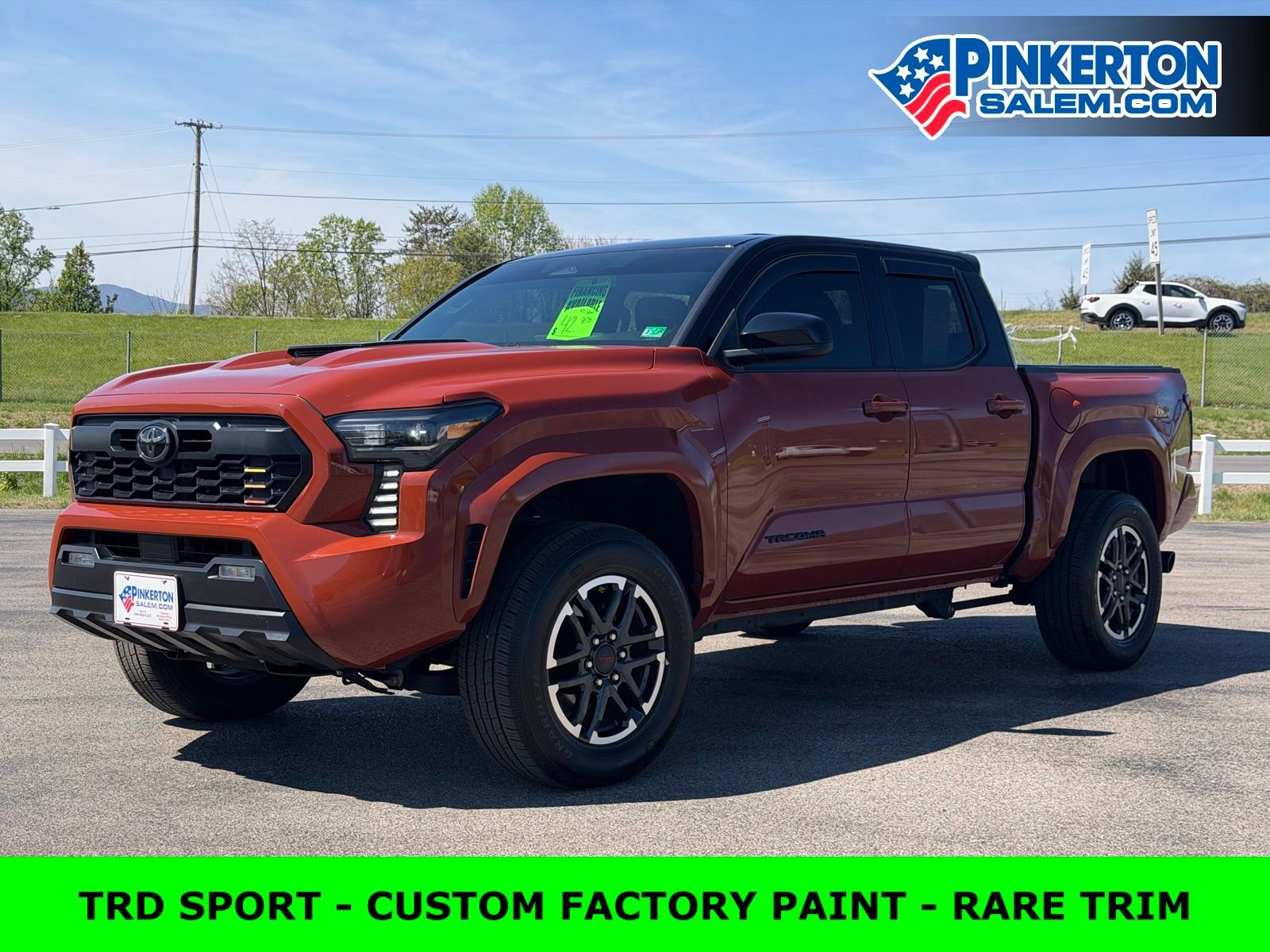 Used 2025 Toyota Tacoma TRD Sport AWD/4WD image 2