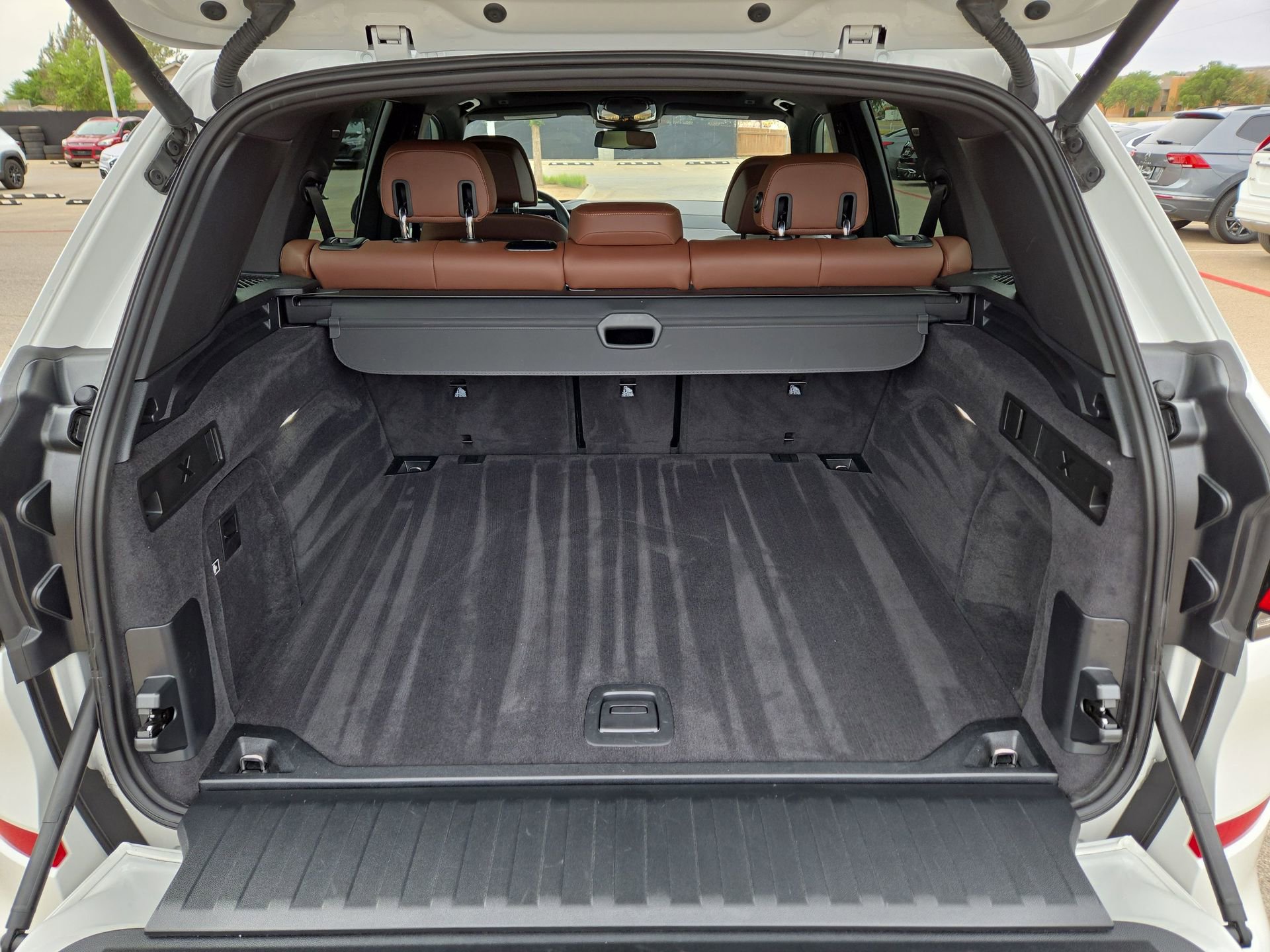 Used 2026 BMW X5 sDrive40i w/ M Sport Package RWD image 12