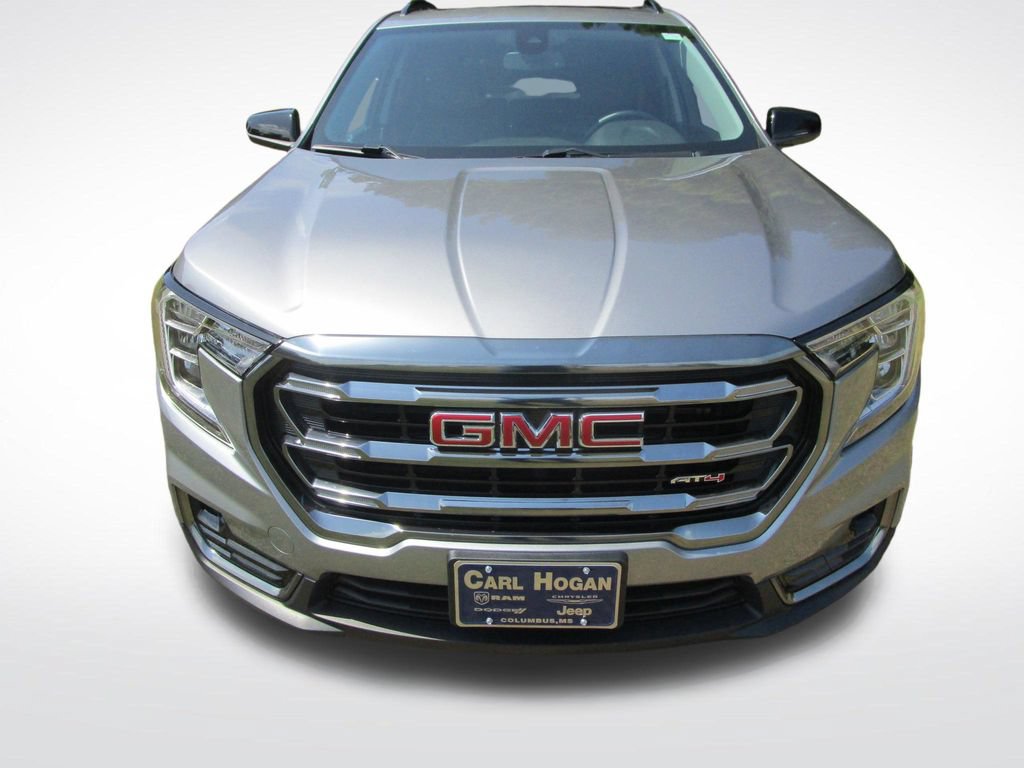 Used 2024 GMC Terrain AT4 AWD/4WD image 5
