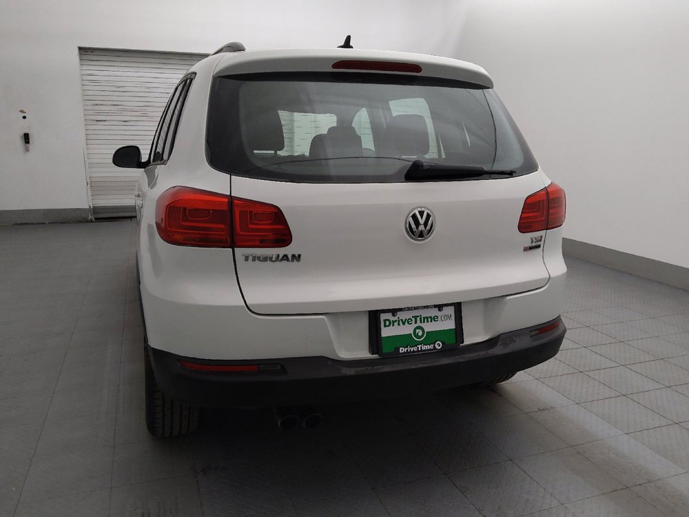 Used 2017 Volkswagen Tiguan S AWD/4WD image 6