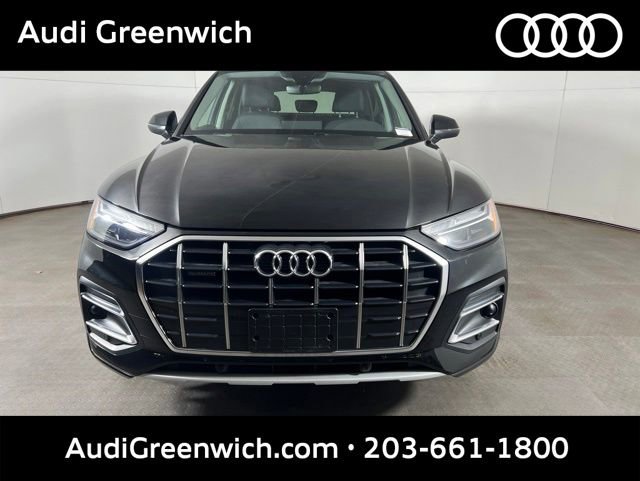 Used 2023 Audi Q5 2.0T Premium w/ Convenience Package AWD/4WD image 2