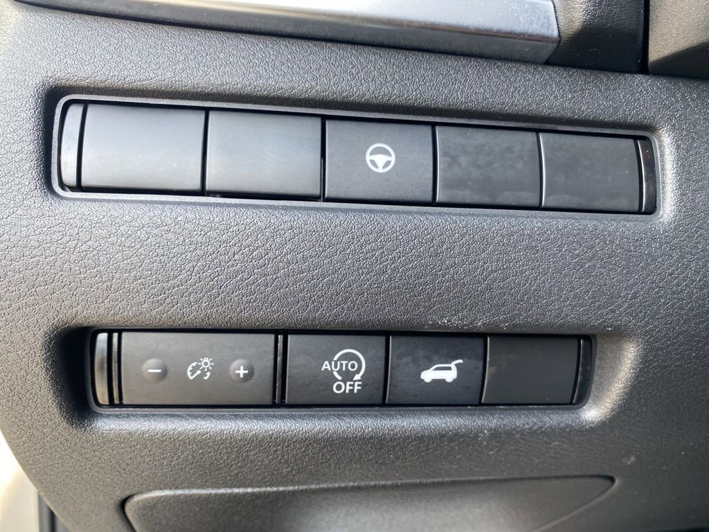 Used 2023 Nissan Rogue SL w/ SL Premium Package image 27