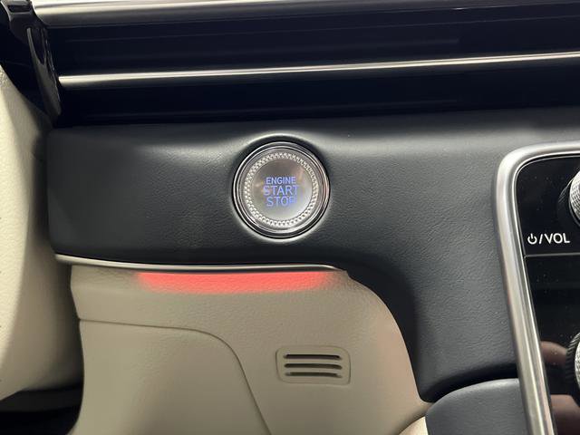 Used 2025 Genesis GV80 3.5T Prestige image 24