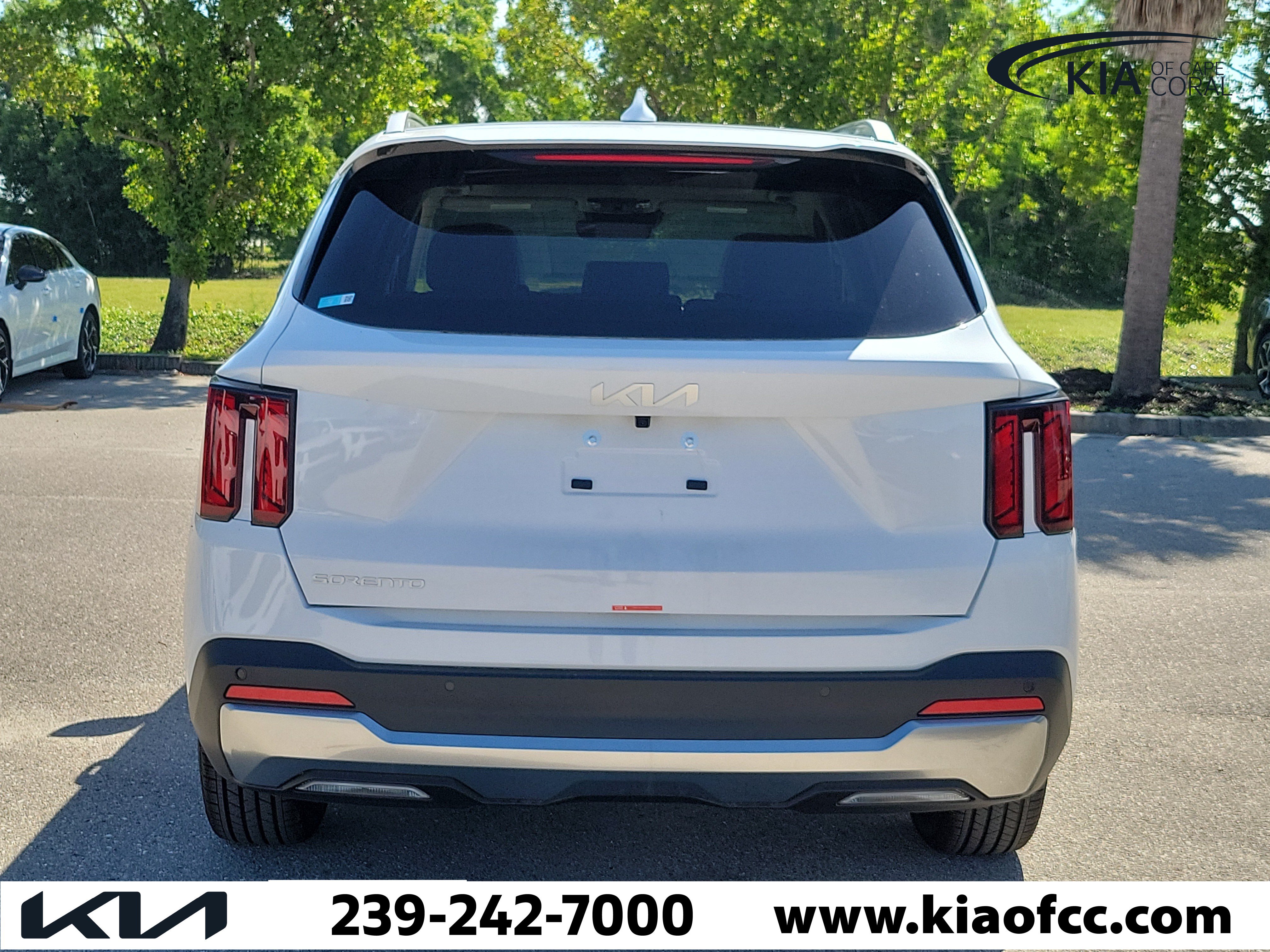 New 2026 Kia Sorento S w/ S Panoramic Sunroof Package FWD image 5
