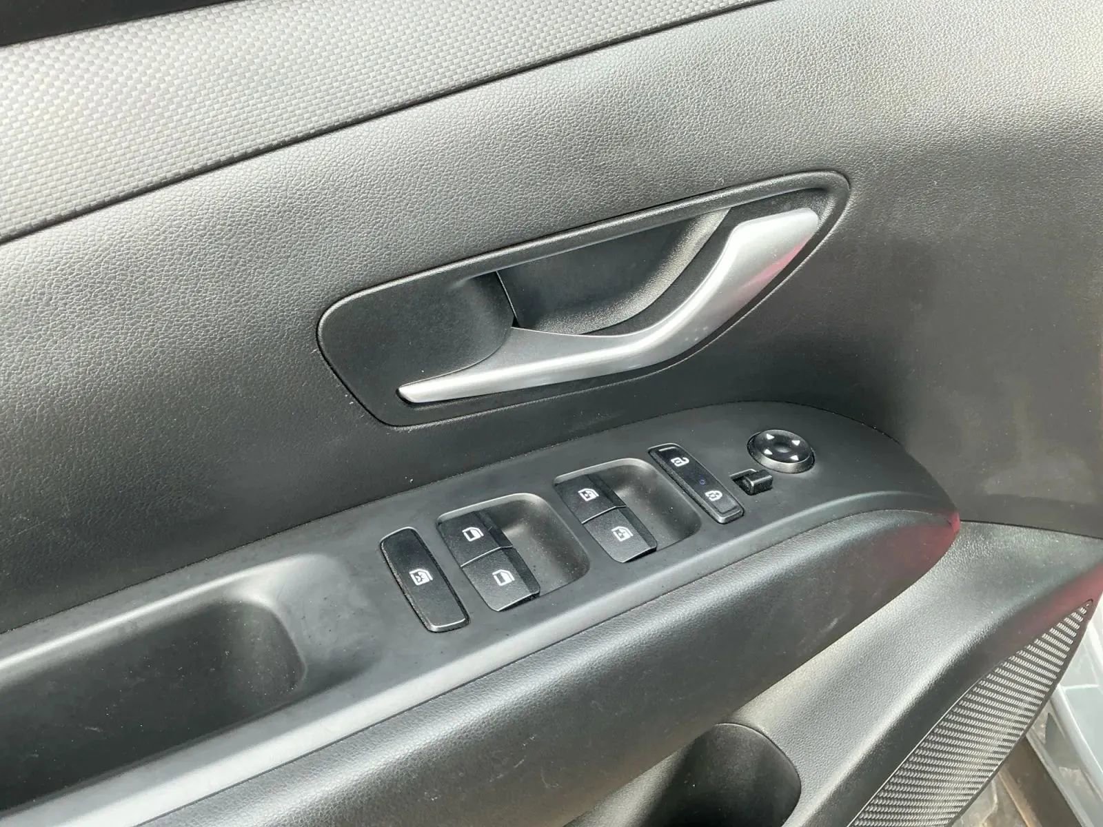 Used 2024 Hyundai Santa Cruz Night image 11