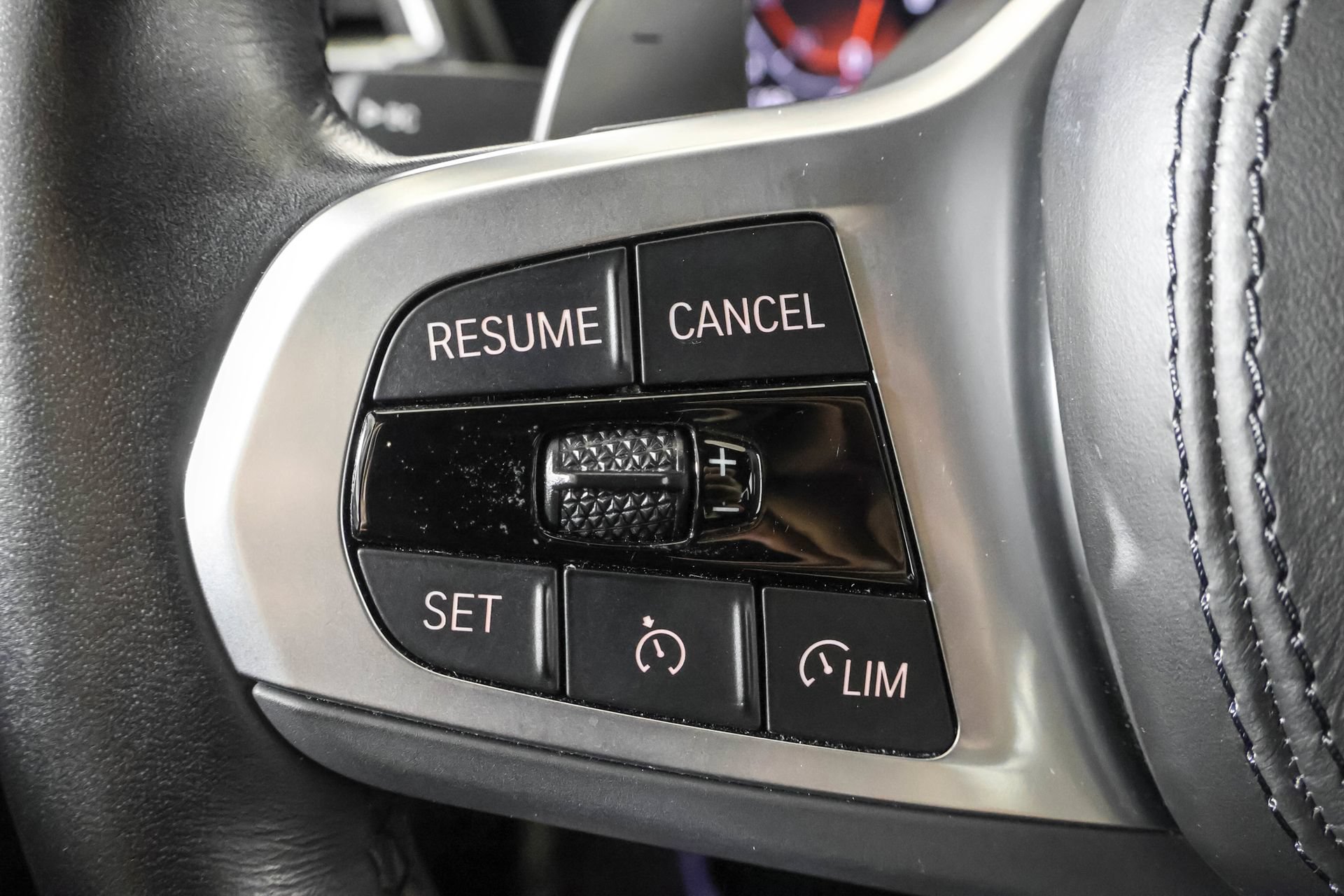 Used 2023 BMW X3 xDrive30i w/ M Sport Package AWD/4WD image 27