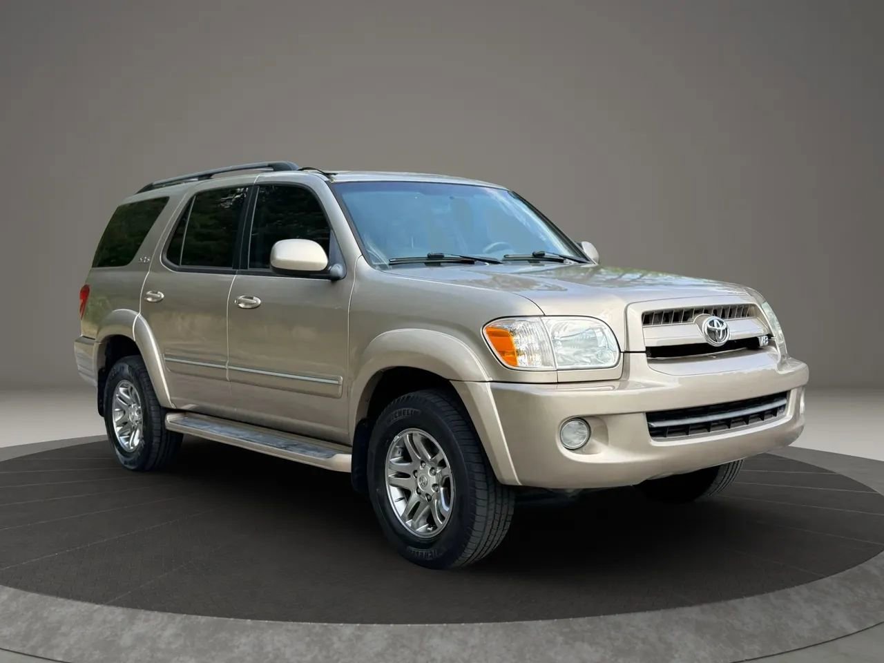 Used 2007 Toyota Sequoia SR5 RWD image 8