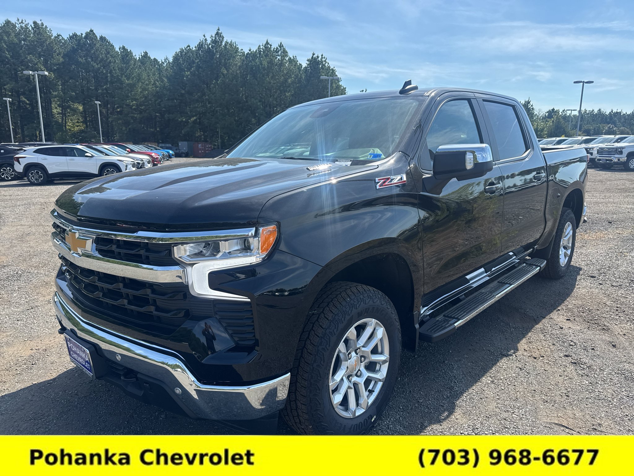 New 2026 Chevrolet Silverado 1500 LT w/ Z71 Off-Road Package AWD/4WD image 3