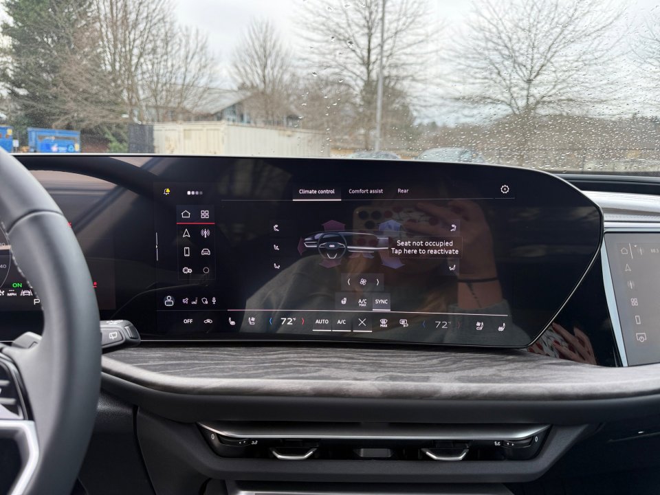 New 2025 Audi Q5 Prestige image 18