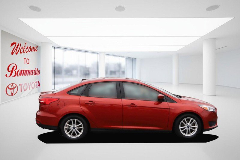 Used 2018 Ford Focus SE image 5