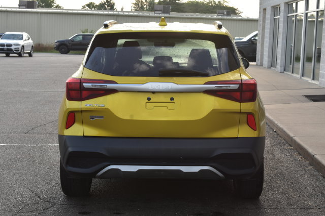 Used 2023 Kia Seltos LX AWD/4WD image 8