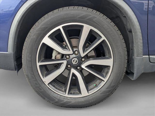 Used 2017 Nissan Rogue SL w/ SL Premium Package image 19