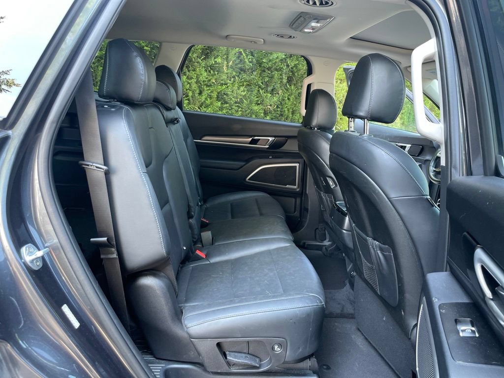 Used 2020 Kia Telluride S w/ S 8 Passenger Seating Package AWD/4WD image 23