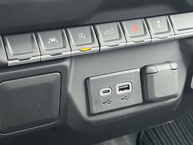 New 2026 Chevrolet Silverado 1500 Custom w/ Turbomax Blackout Package AWD/4WD image 15