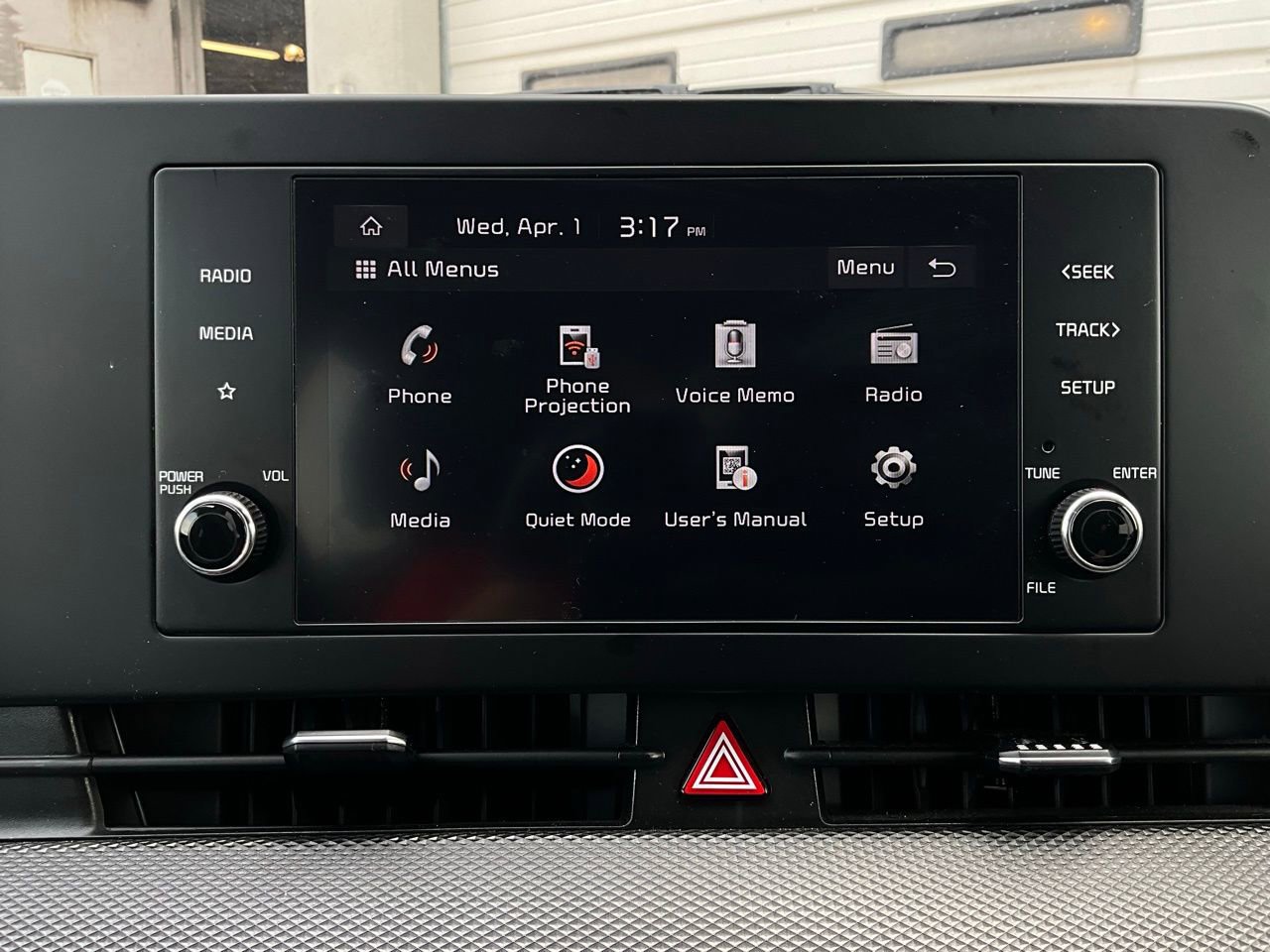 Used 2025 Kia Sportage LX image 28