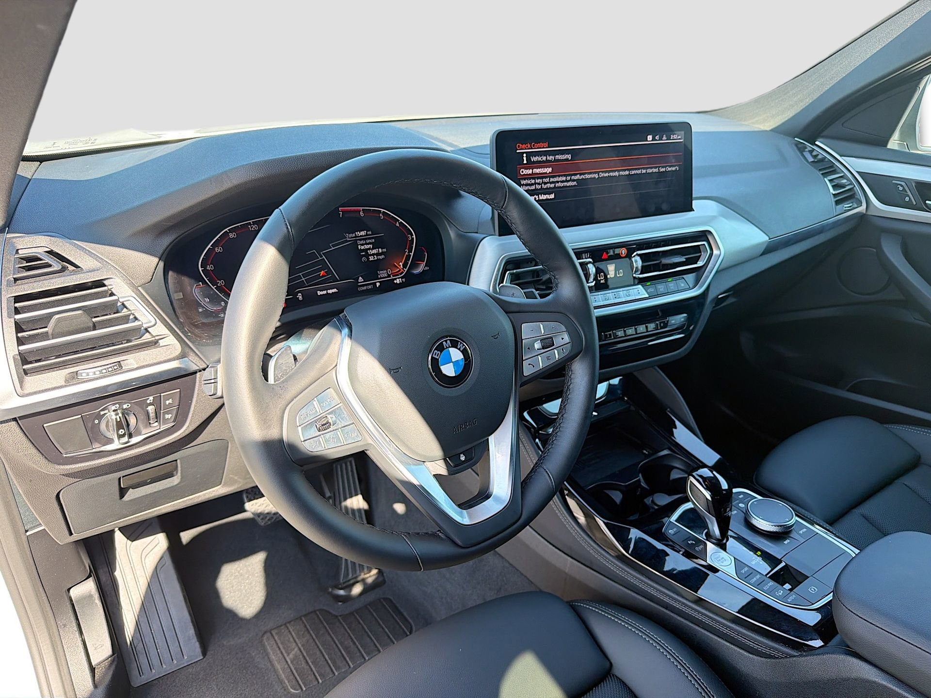 Certified 2025 BMW X4 xDrive30i w/ Premium Package image 26