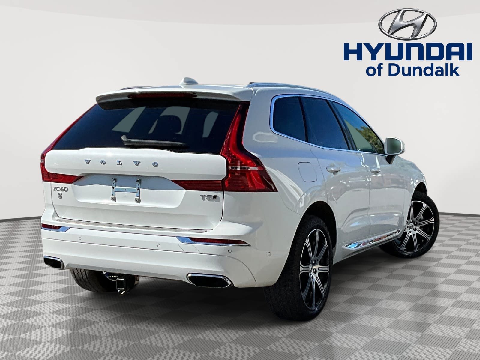 Used 2021 Volvo XC60 T5 Inscription w/ Advanced Package AWD/4WD image 2