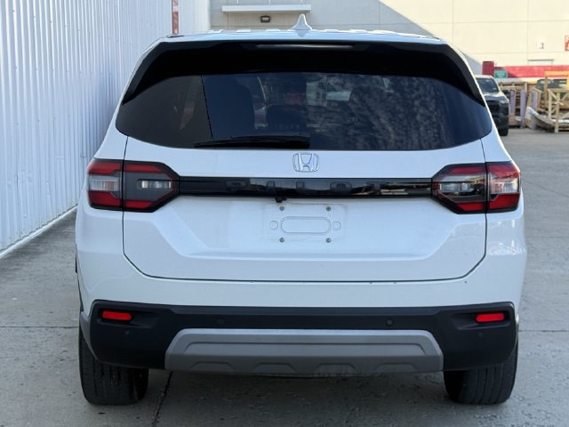 Used 2025 Honda Pilot EX-L image 5