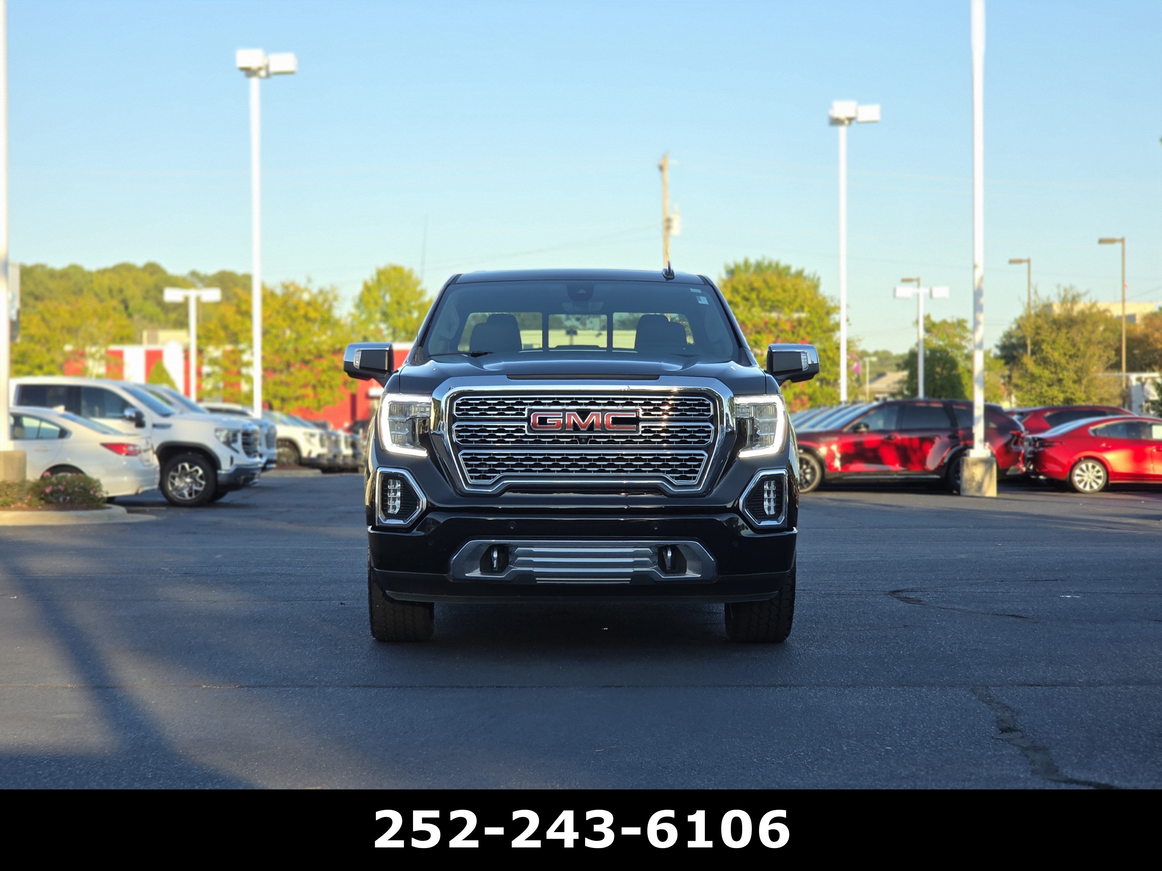 Used 2021 GMC Sierra 1500 Denali w/ Denali Ultimate Package AWD/4WD image 2