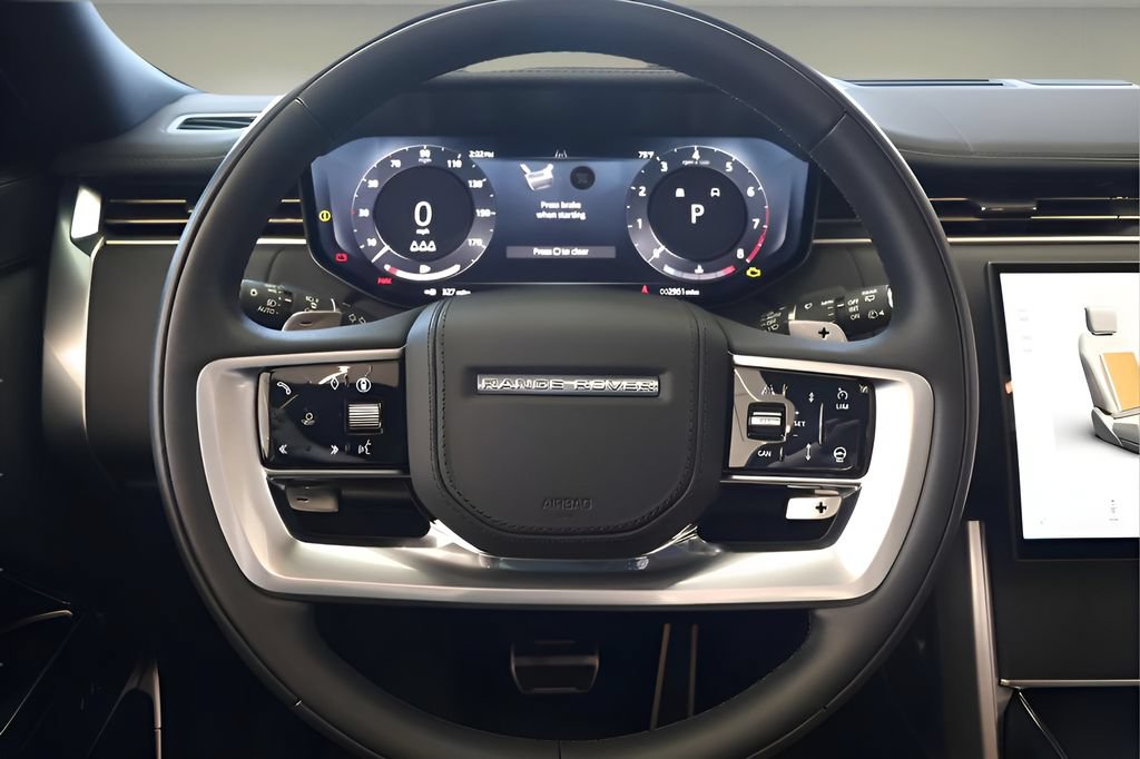 New 2025 Land Rover Range Rover SE AWD/4WD image 15