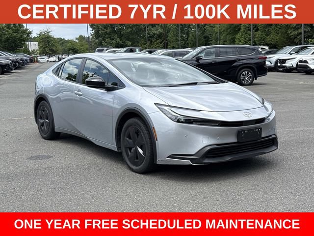 Used 2025 Toyota Prius LE FWD video 1