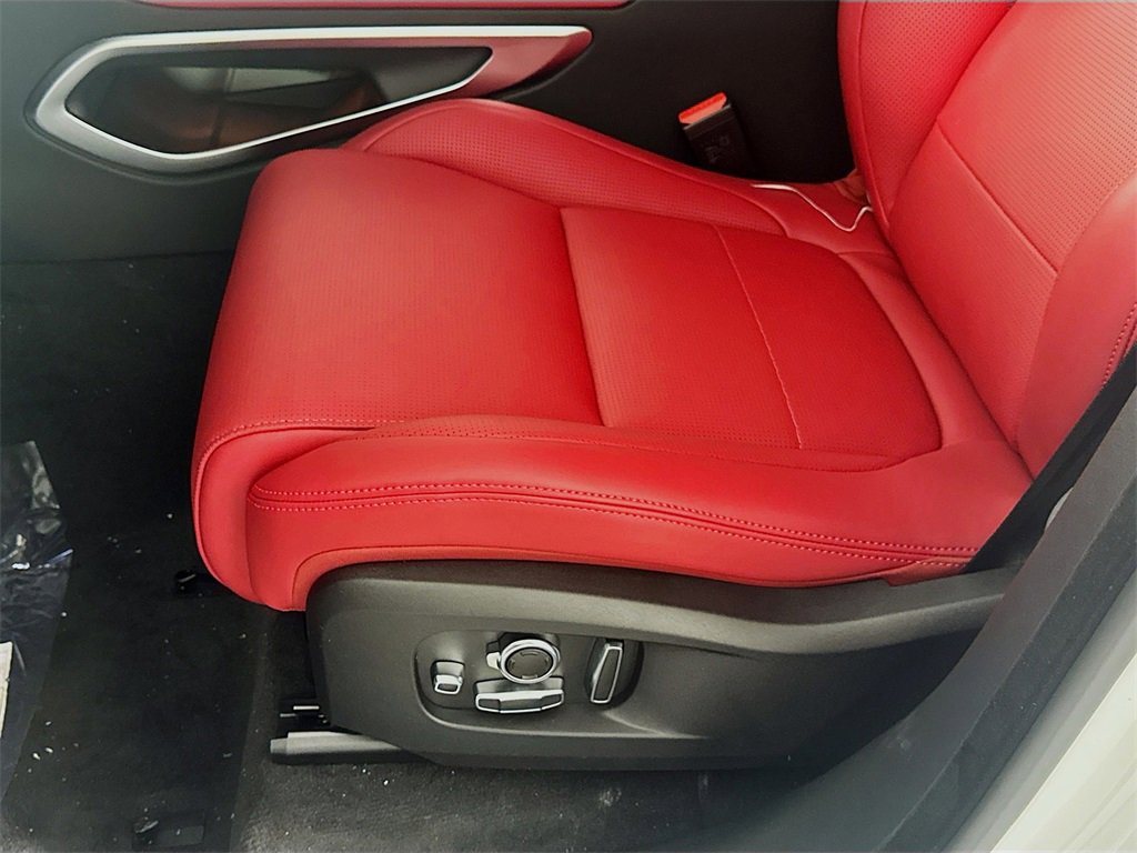 New 2026 Jaguar F-PACE R-Dynamic S image 19