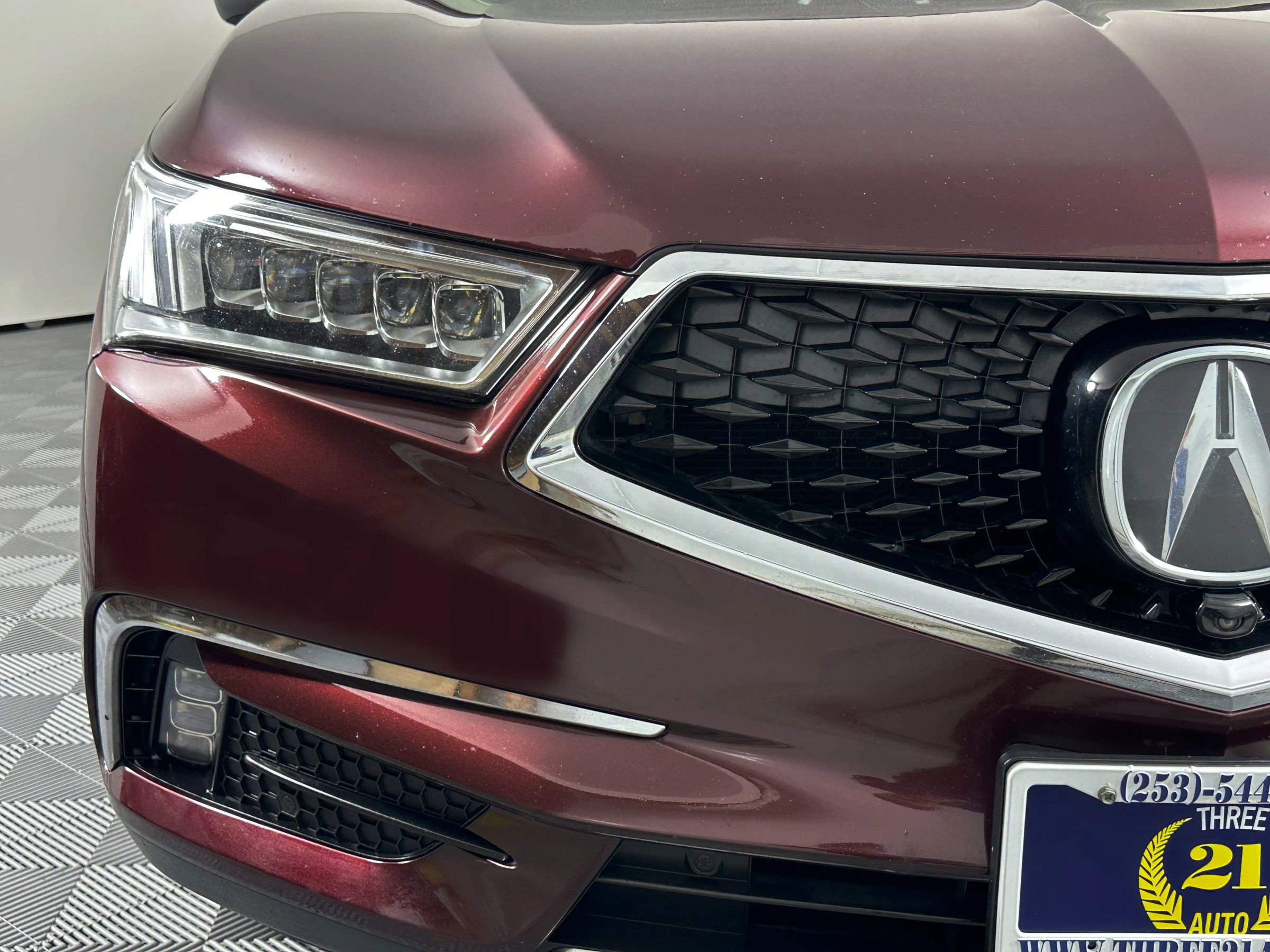 Used 2017 Acura MDX SH-AWD w/ Advance Package image 4