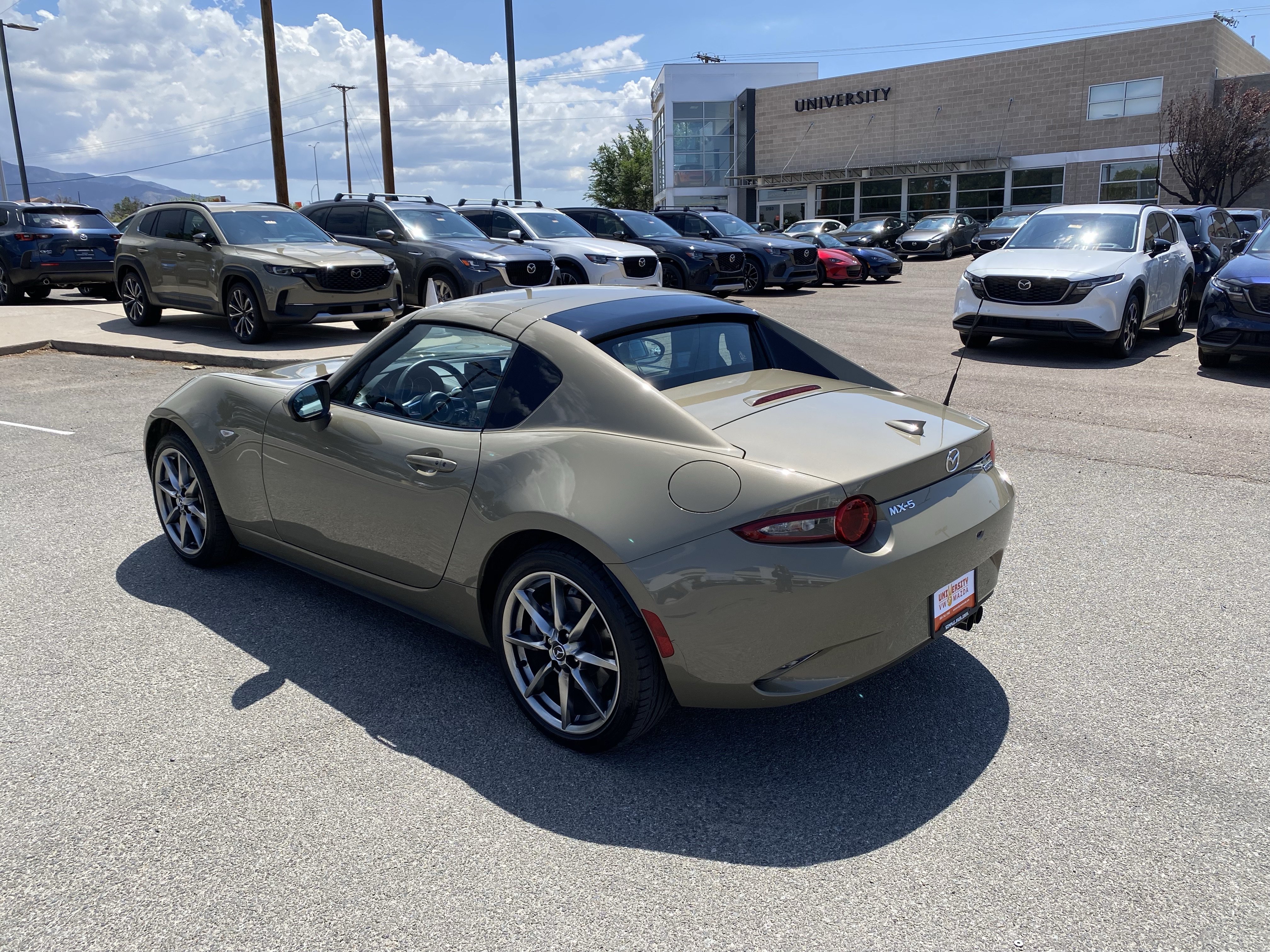 Used 2023 MAZDA MX-5 Miata Grand Touring RWD image 45