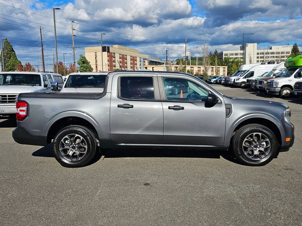 Used 2024 Ford Maverick XLT FWD image 4