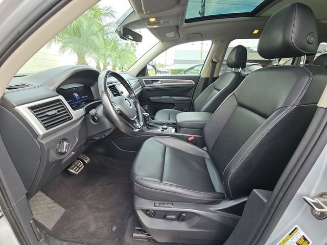 Used 2019 Volkswagen Atlas SEL R-Line AWD/4WD image 5