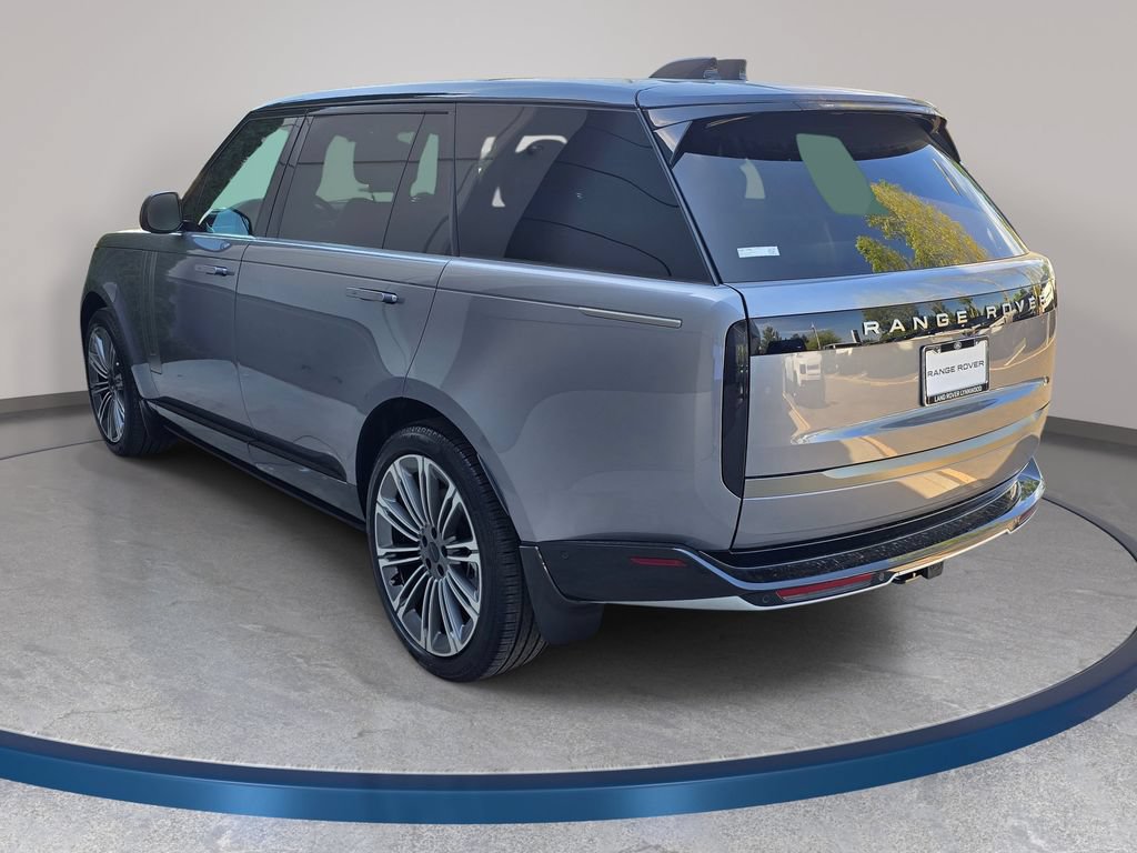 New 2026 Land Rover Range Rover Long Wheelbase SE AWD/4WD image 7
