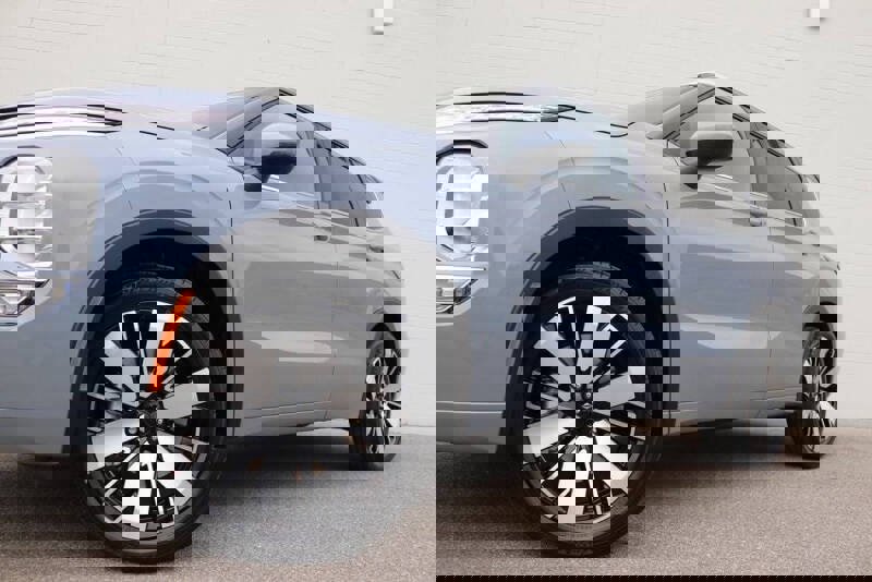 New 2025 Mitsubishi Outlander SEL image 18