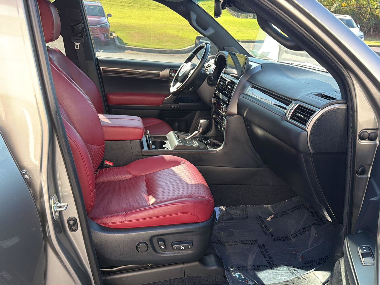 Certified 2023 Lexus GX 460 Luxury w/ Sport Design Package AWD/4WD image 14