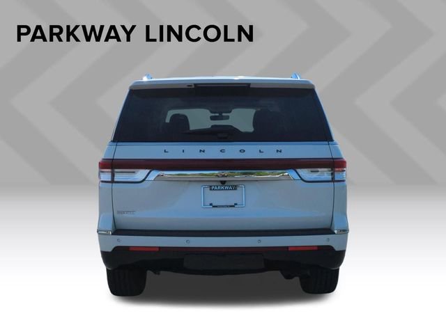 Used 2022 Lincoln Navigator Black Label image 6
