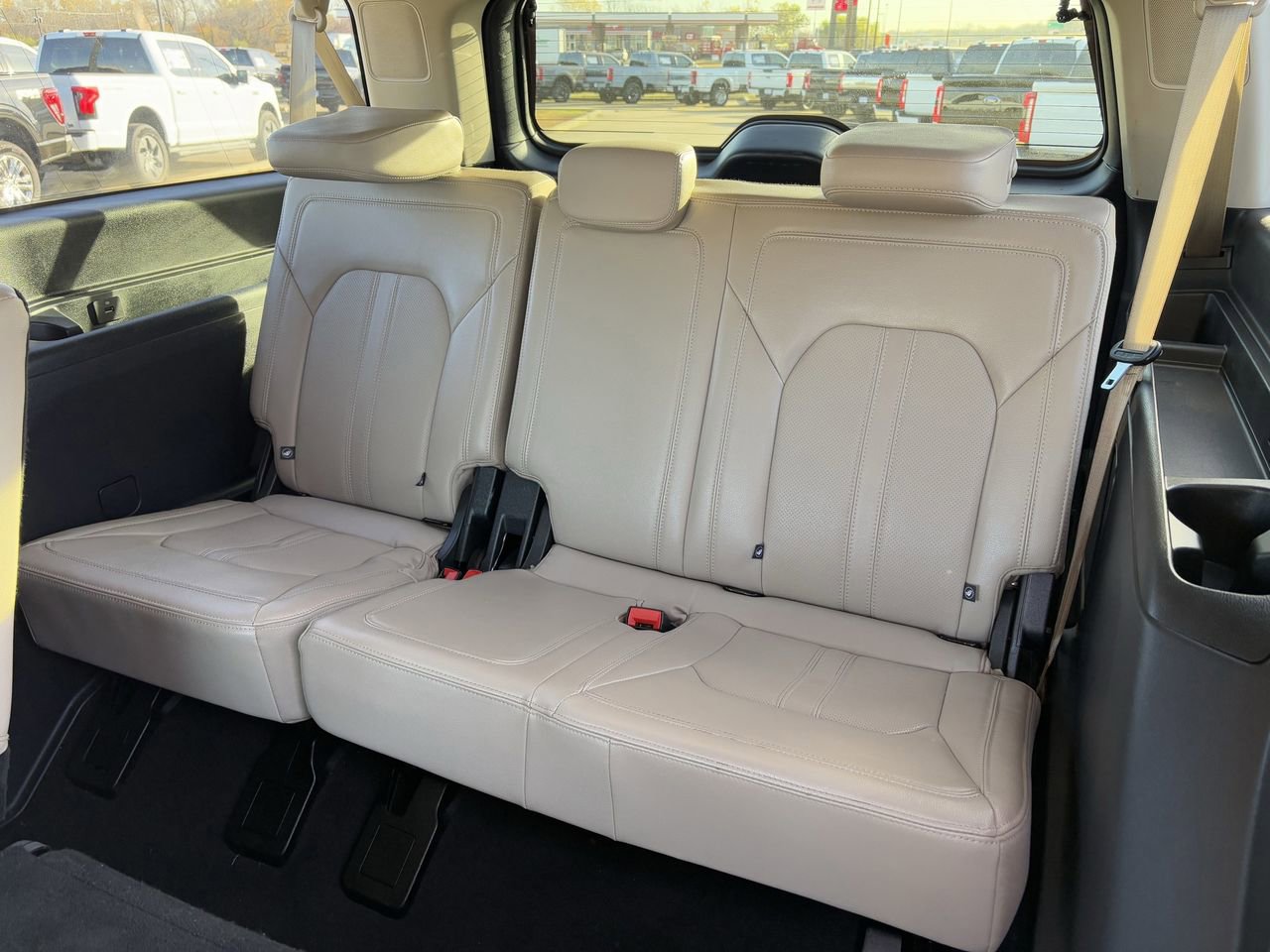 Used 2024 Ford Expedition Max Limited image 30