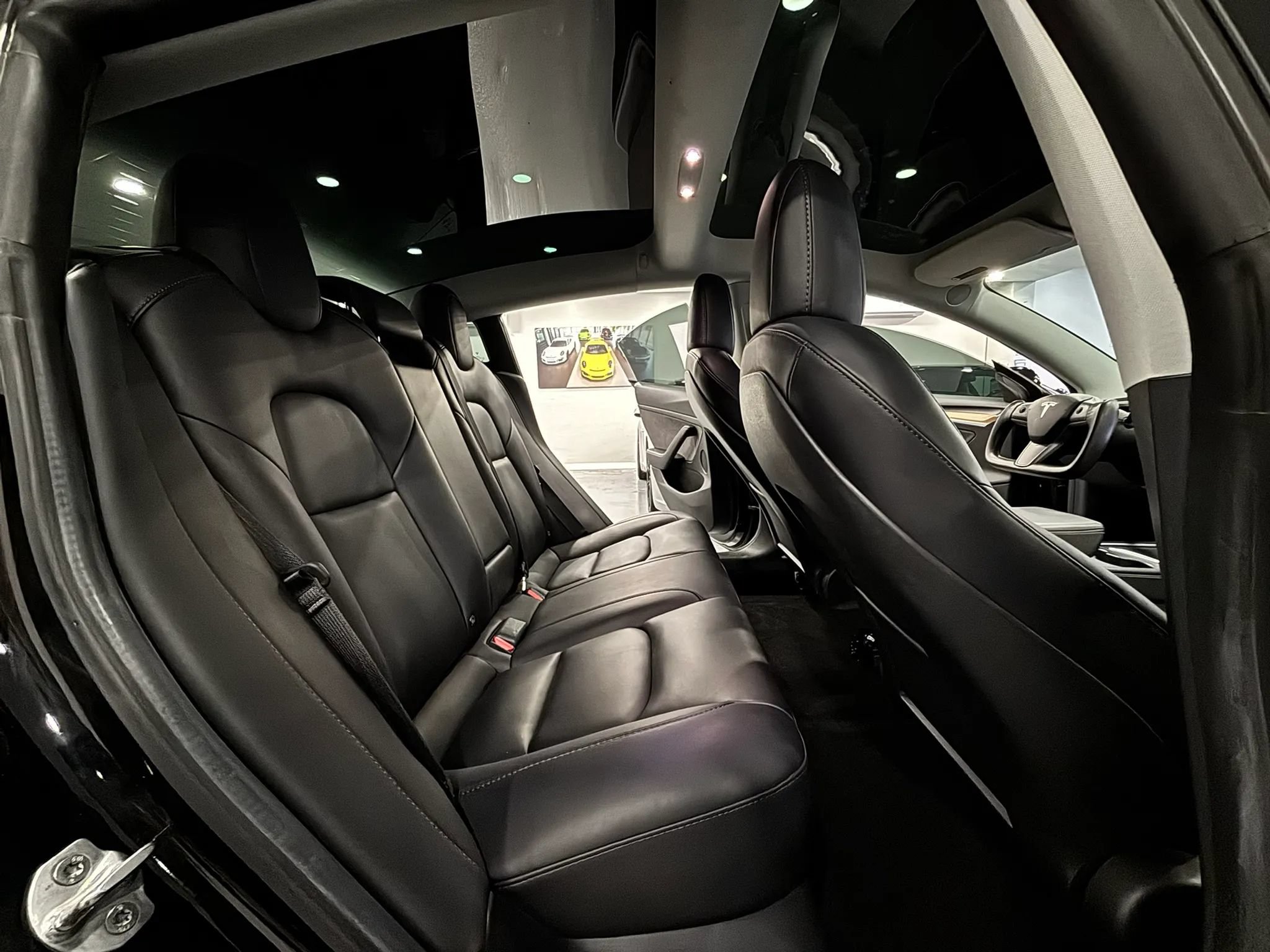Used 2021 Tesla Model 3 Standard Range RWD image 17