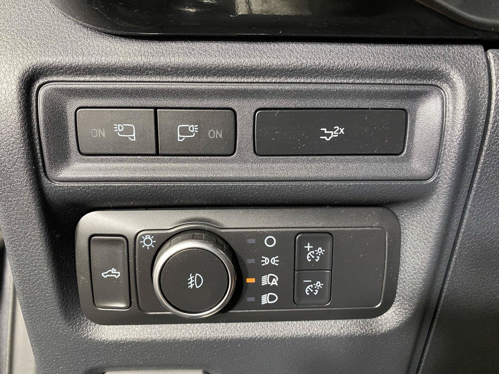 Used 2022 Ford F150 XLT w/ Equipment Group 302A High AWD/4WD image 21