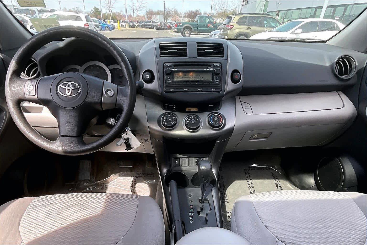 Used 2012 Toyota RAV4 4WD w/ Upgrade Value Pkg image 16
