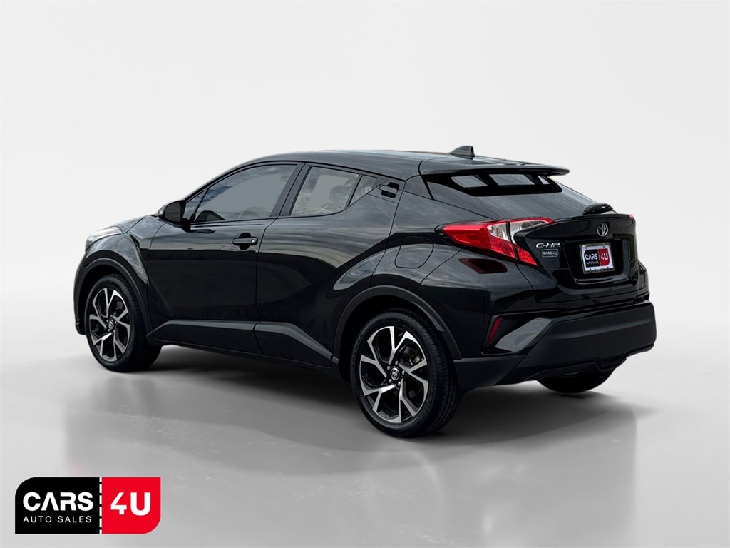 Used 2021 Toyota C-HR XLE image 5