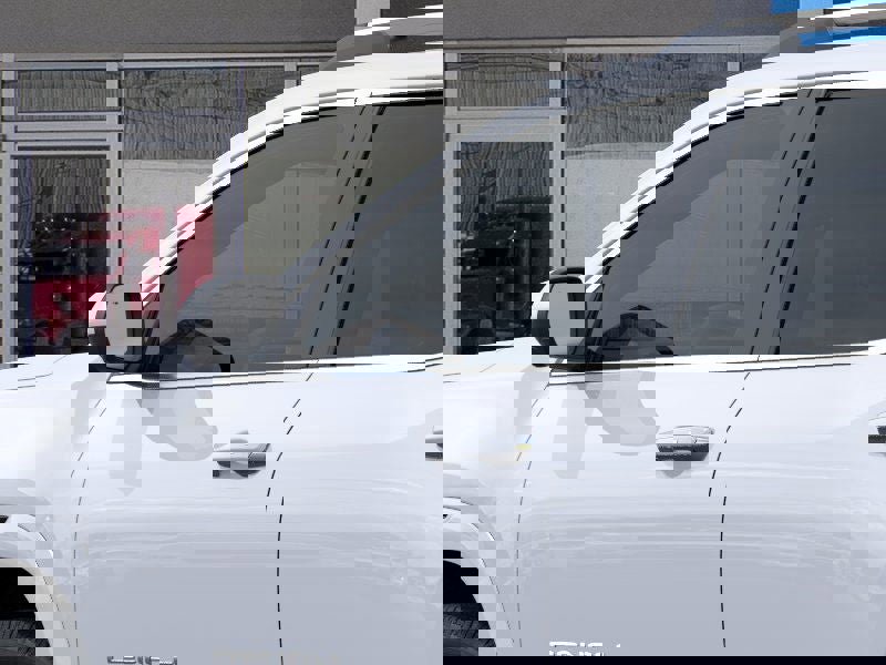 New 2026 GMC Terrain Denali w/ LPO, Floor Liner Package image 46