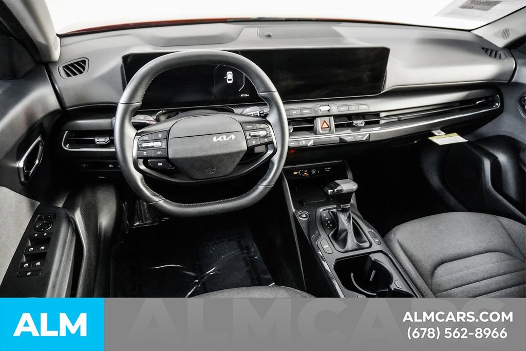 Used 2025 Kia K4 EX image 22