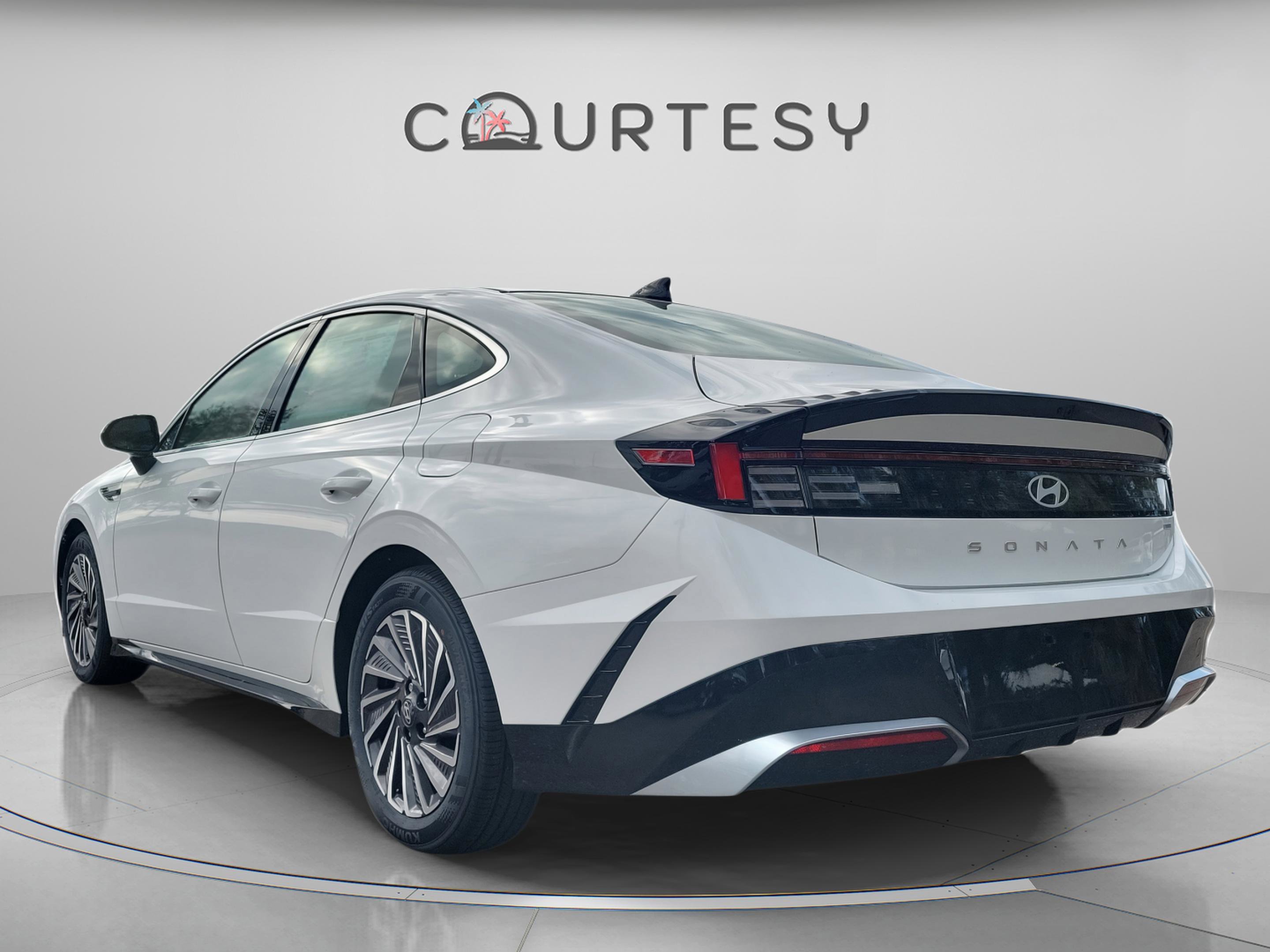 New 2025 Hyundai Sonata SEL image 4
